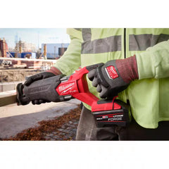 Small Anti-Vibration Cut Level 4 High Dexterity Nitrile Dipped Glove